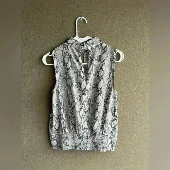 FRAME SLEEVELESS SNAKE-PRINT PARTY TOP BLOUSE SIZE XS Animal Preppy Office - Picture 6 of 9